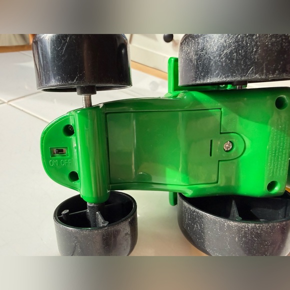 Vintage John Deere Pull-Along Animal Hayride Tractor Toy Tomy ERTL - No Sound - Picture 6 of 9